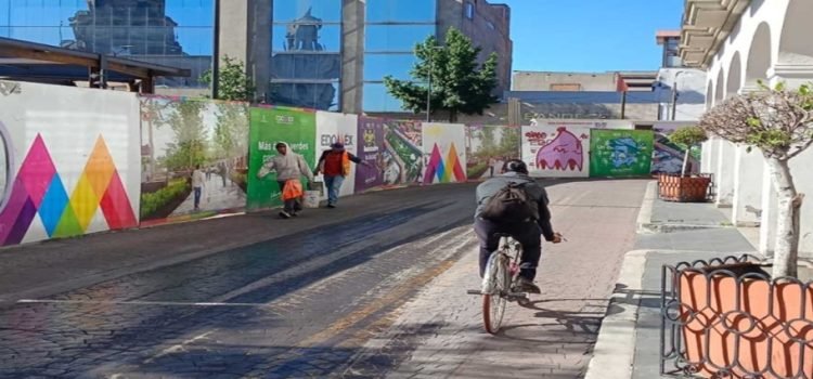 Ola de calor pone en jaque a ciclistas en Toluca