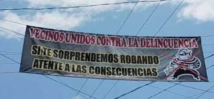 Habitantes se unen contra la delincuencia en Santa Ana Tlapaltitlán, Toluca