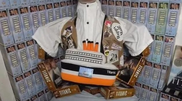 Colecciona copias VHS de Titanic