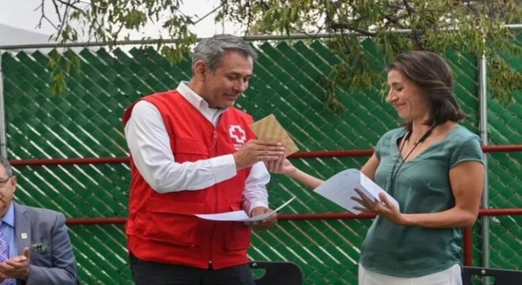 Grupo Verver entrega donativo a Cruz Roja por venta de joyería