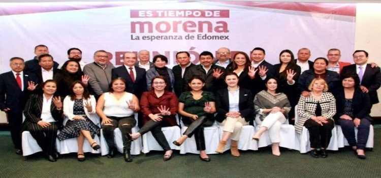 Delfina Gómez se reunió con alcaldes y diputados del Edomex