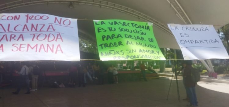 Exhiben en tendedero a deudores alimentarios en Toluca