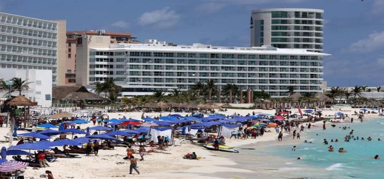 Más del 60% de los turistas europeos que visitan México viajan al Caribe