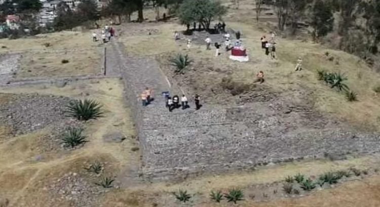 Encuentran vestigios arqueológicos prehispánicos en el Cerro del Dios Tolo en Toluca