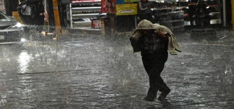 Pronostican lluvias muy fuertes para Toluca Pronostican lluvias muy fuertes para Toluca