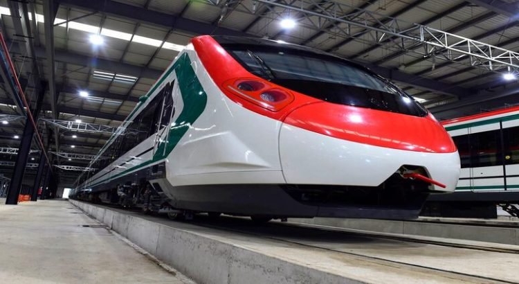 Tren Interurbano México-Toluca, no cuenta con vías de alimentación ni comercio