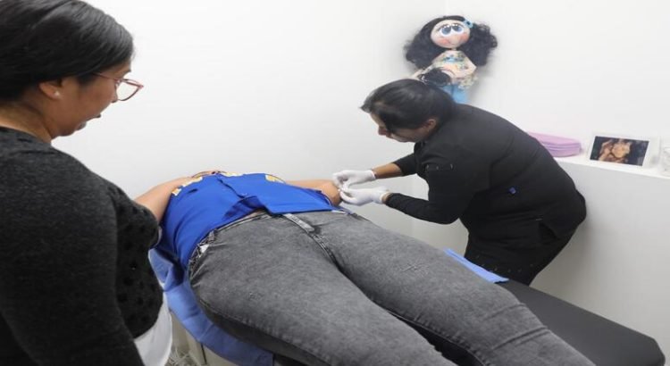 Hospital General Toluca realiza campaña gratuita de métodos anticonceptivos
