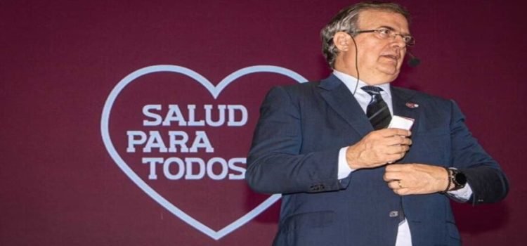 Marcelo Ebrard anunció plan de salud universal en el Edomex