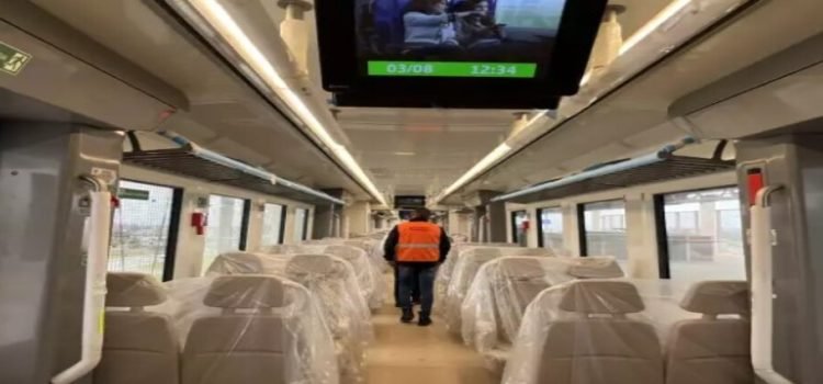 Tren Interurbano recibirá a más de 9,000 pasajeros en su primer día