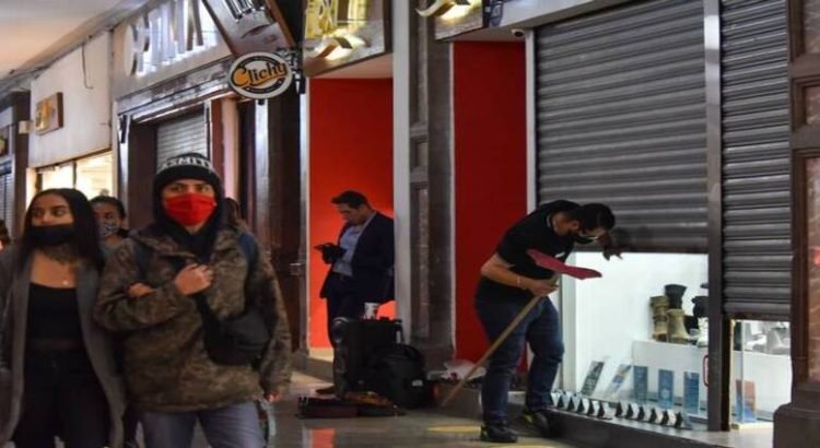 Peatonalización sigue afectando al comercio establecido en Toluca