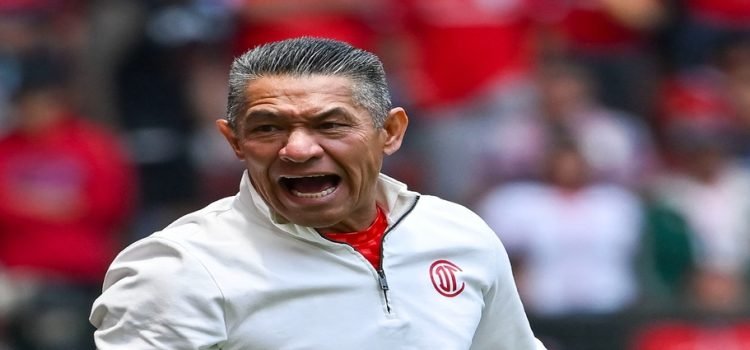 Nacho Ambriz advierte que el Toluca va en ascenso tras vencer a Rayados