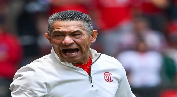Nacho Ambriz advierte que el Toluca va en ascenso tras vencer a Rayados