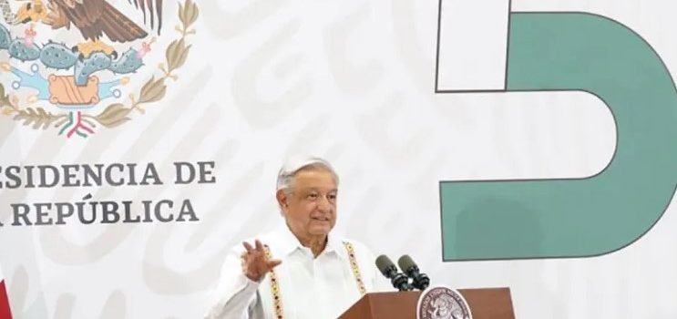 Rindió AMLO su penúltimo informe Rindió AMLO su penúltimo informe