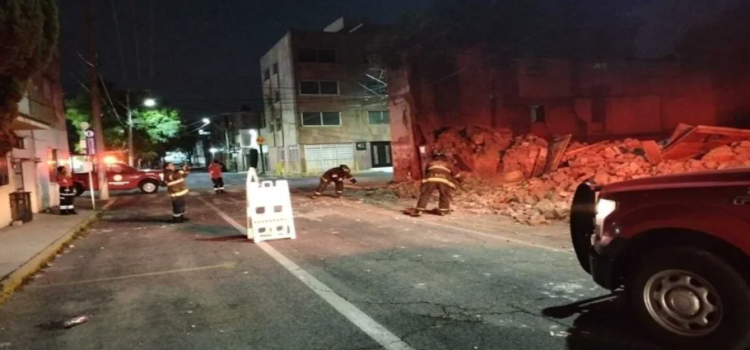 Cae barda con valor histórico en Toluca