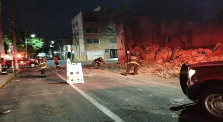 Cae barda con valor histórico en Toluca