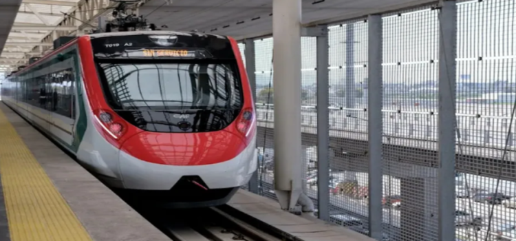 Reportan retrasos en traslados y fallas en Tren Interurbano México-Toluca