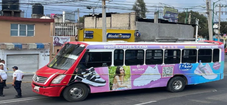 Autobús atropelló a mujer en Toluca
