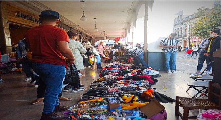 Canaco-Servytur solicitó regular nuevas formas de comercio en Toluca