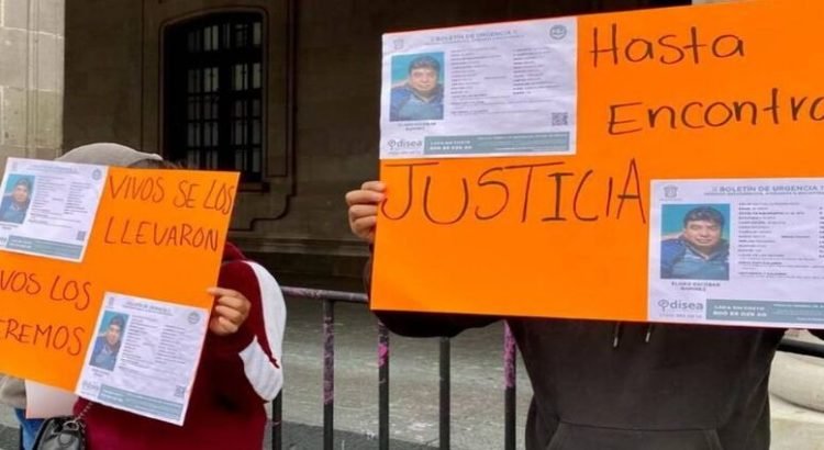 “Los queremos con vida”, dicen familias de vendedores de pollo desaparecidos en Toluca