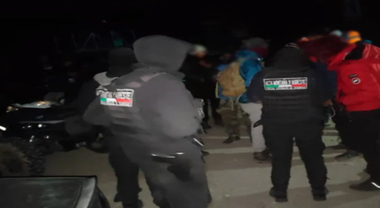 Rescatan a grupo de 11 personas en el Nevado de Toluca