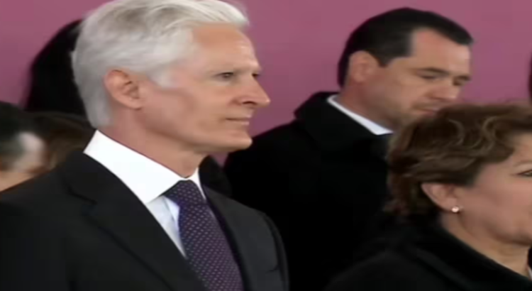 Reaparece Alfredo Del Mazo junto a la Gobernadora Delfina Gómez en ceremonia conmemorativa