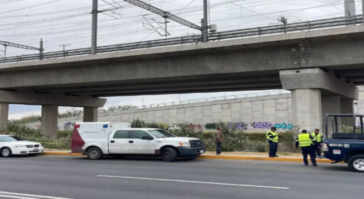 Localizan cuerpo de mujer en inmediaciones del Tren México-Toluca
