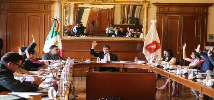 Toluca regulará el comercio y distribución del recurso hídrico