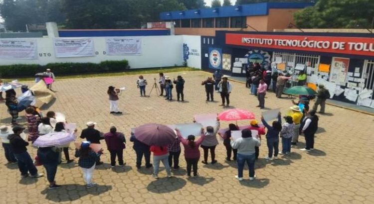 Alumnos del Tec de Toluca podrían perder el semestre por paro
