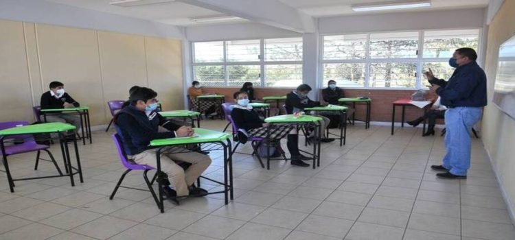 Matrícula de estudiantes se redujo un 0.5% en Edomex en último año Matrícula de estudiantes se ah reducido un 0.5% en Edomex