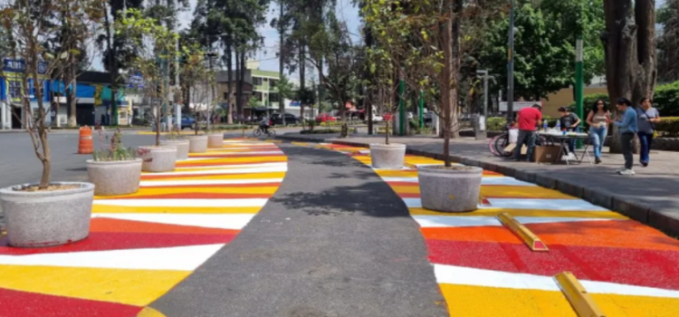 Modifican Glorieta del Águila en Toluca para prevenir accidentes viales