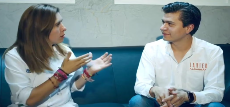 Declina Javier R. Albarrán a candidatura por la alcaldía de Toluca y se suma a Melissa Vargas