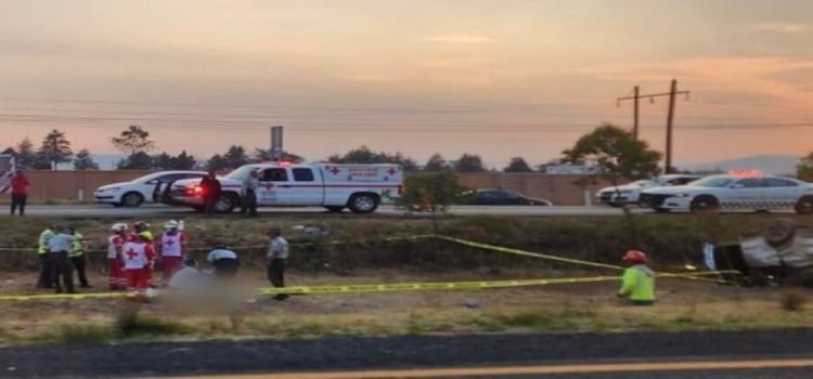 Menor fallece tras fatal accidente en la Toluca-Atlacomulco