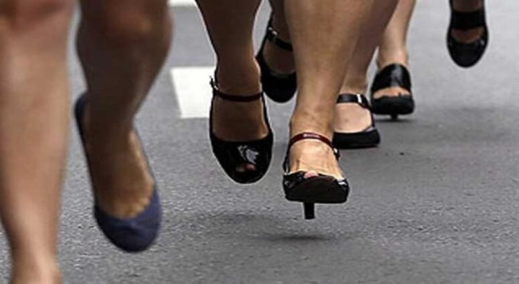 Realizarán primera carrera en tacones en Toluca