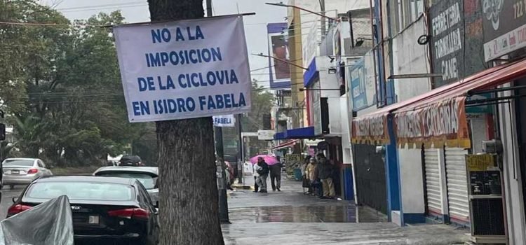 Buscan acuerdo con comerciantes para concretar nueva ciclovía en Toluca
