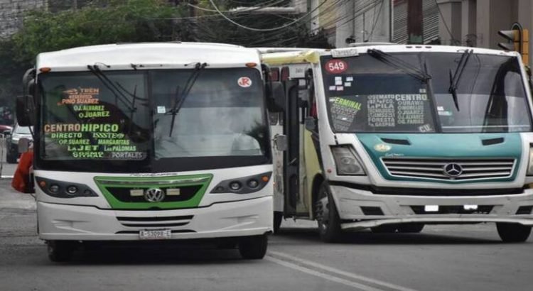 Mantienen “alineados” a autobuses en zona centro de Toluca