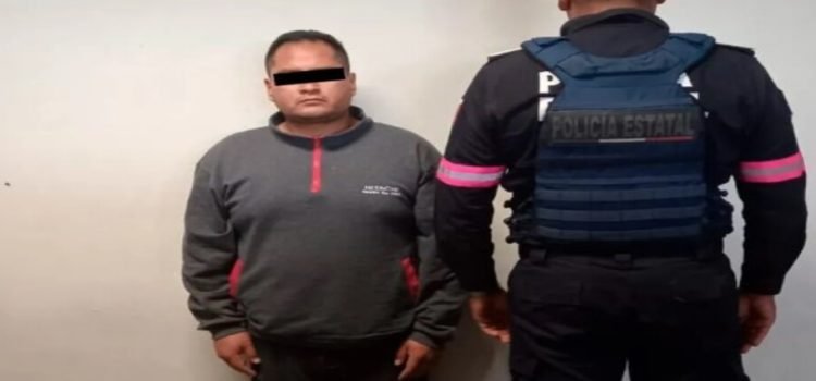 Detienen a sujeto que presuntamente intentó arrojar a su hermano de un segundo piso en Toluca