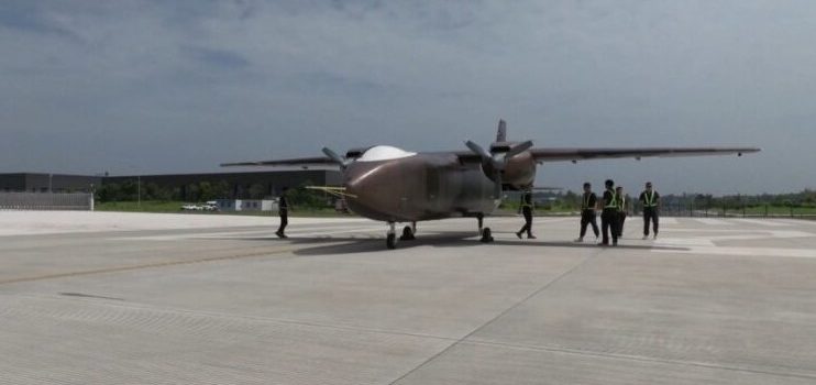 China completa el primer vuelo de prueba del mayor avión de transporte no tripulado