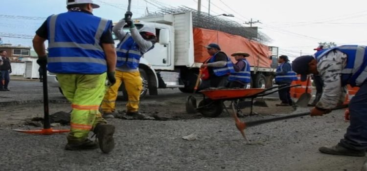 Existen 8,000 baches en Toluca, recursos para taparlos son insuficientes