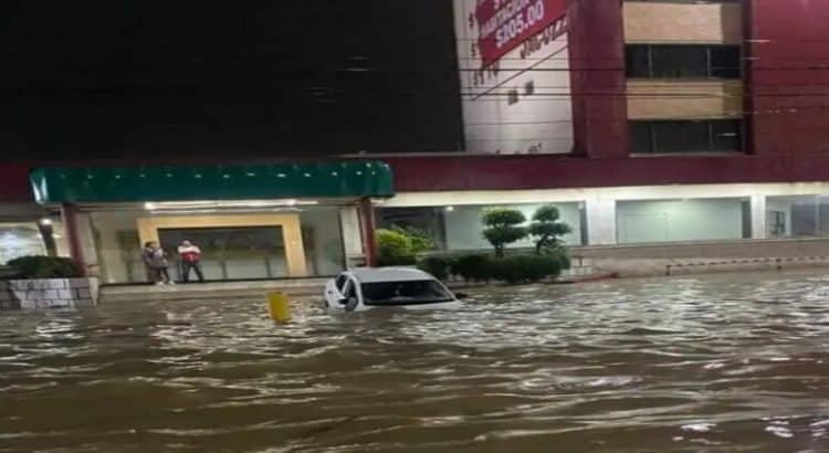 De nuevo! inundación en Chalco; se desborda canal en San Mateo Tezoquiapan