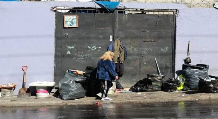 Empleados de limpia de Toluca “extorsionan” a recolectores de basura
