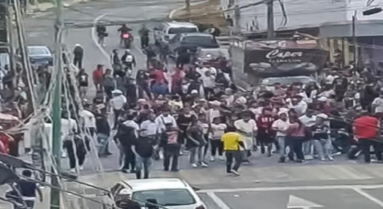 Riña en Mercado 16 de Septiembre deja 5 heridos en Toluca