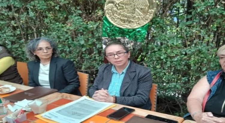 Ex empleados del Ayuntamiento de Toluca reclaman falta de pago en jubilaciones