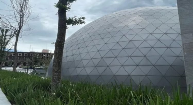 Cumple más del año cerrado el Planetario del Parque de la Ciencia Fundadores en Toluca