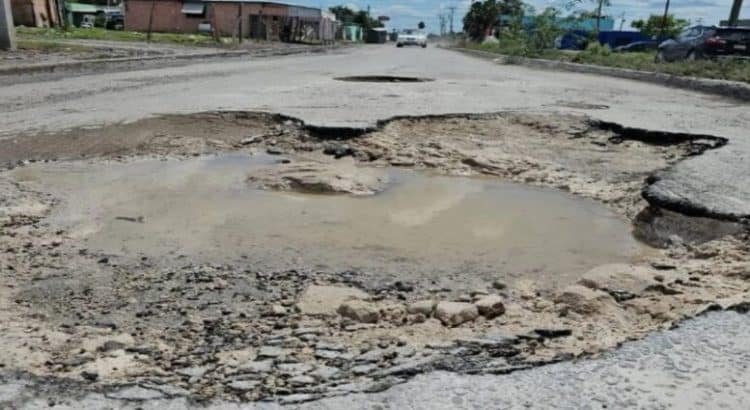Amenazan con bloqueos en Toluca y Xonacatlán por baches