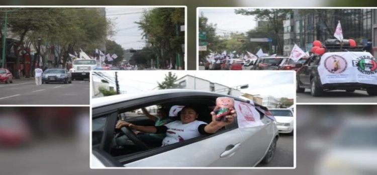 Despiden con caravana a Andrés Manuel López Obrador en Toluca