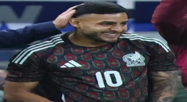 Aficionados le gritan “borracho” a Alexis Vega durante partido contra Estados Unidos