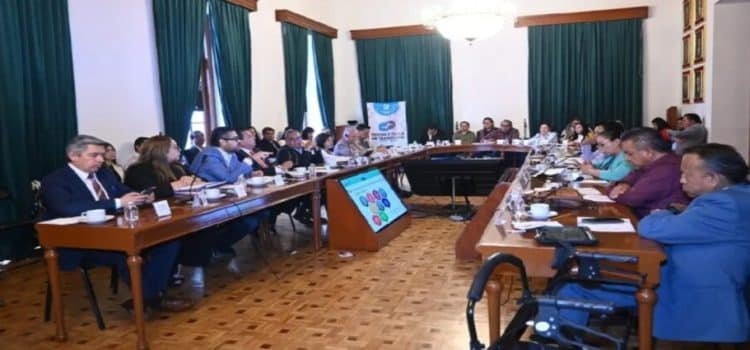 Finalizan mesas de trabajo de equipos de transición de Toluca 2024