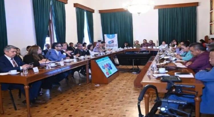 Finalizan mesas de trabajo de equipos de transición de Toluca 2024