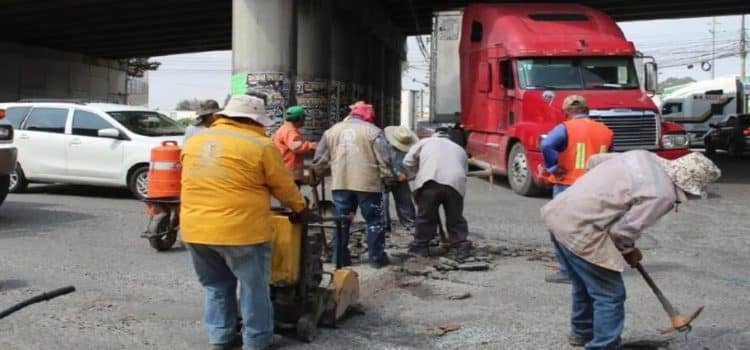 Repavimentan accesos al Parque Industrial Toluca 2000