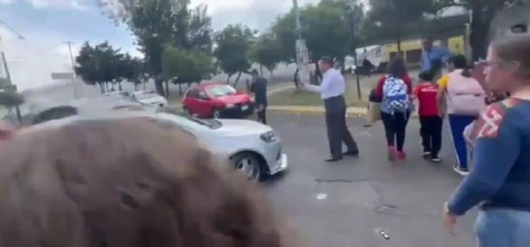 Pandilleros amenazan y golpean a estudiantes en Toluca